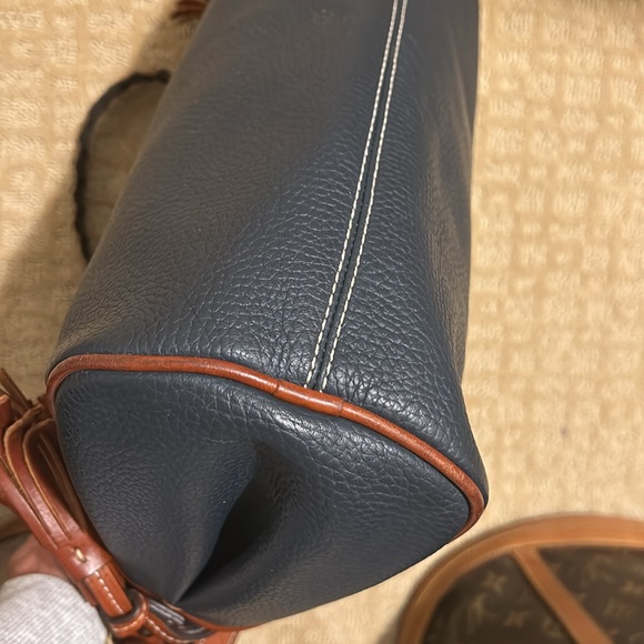 Dooney & Bourke Navy Pebbled Leather Shoulder Bag and Card Case - Picture 8 of 14